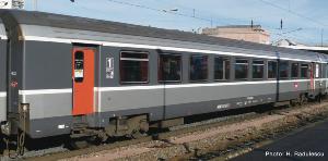 ROCO 74537 Voiture «Corail» 1ère classe à couloir central de la SNCF époque VI - HO