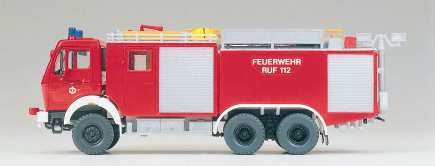 Véhicule citerne d'incendie PREISER 31172 HO 1/87